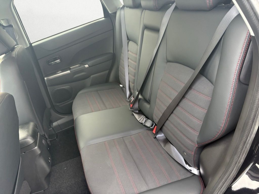 2026 Mitsubishi Outlander Sport SE - Photo 13