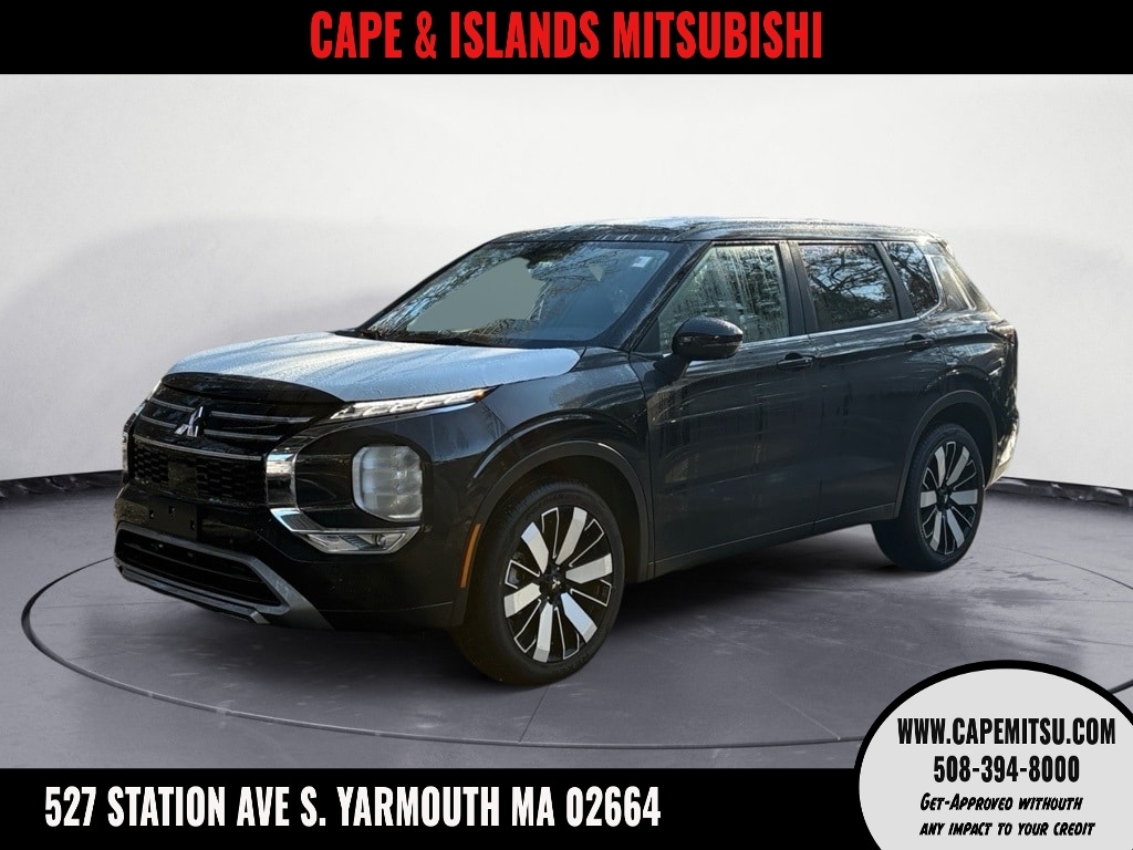 2026 Mitsubishi Outlander SE's photo