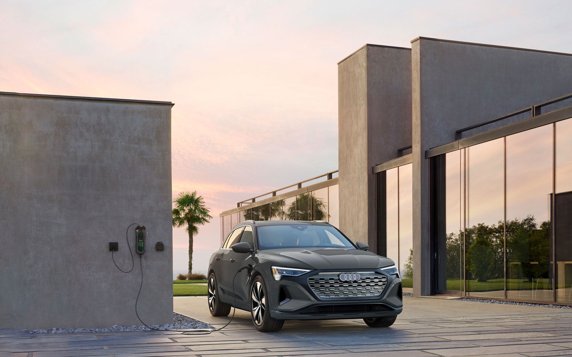 The New 2024 Audi Q8 e-Tron.jpg
