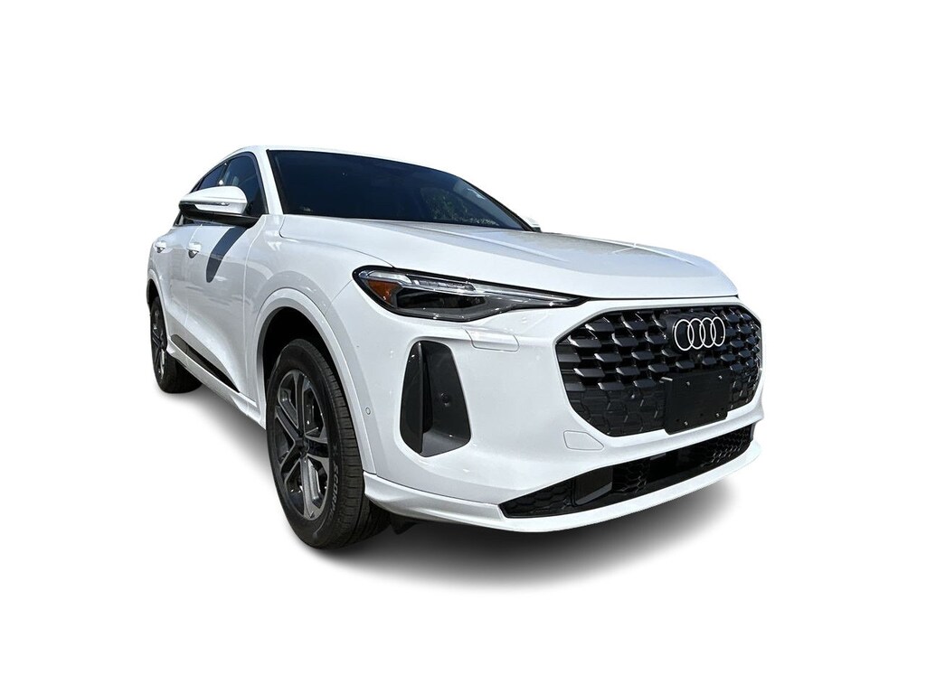 New 2025 Audi  Progressiv SUV