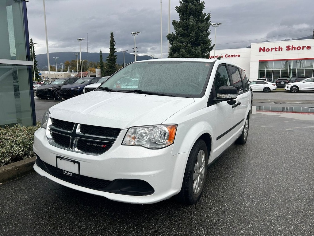 Used 2016 Dodge  Canada Value Package No Accidents, Low Kilometres! Wagon
