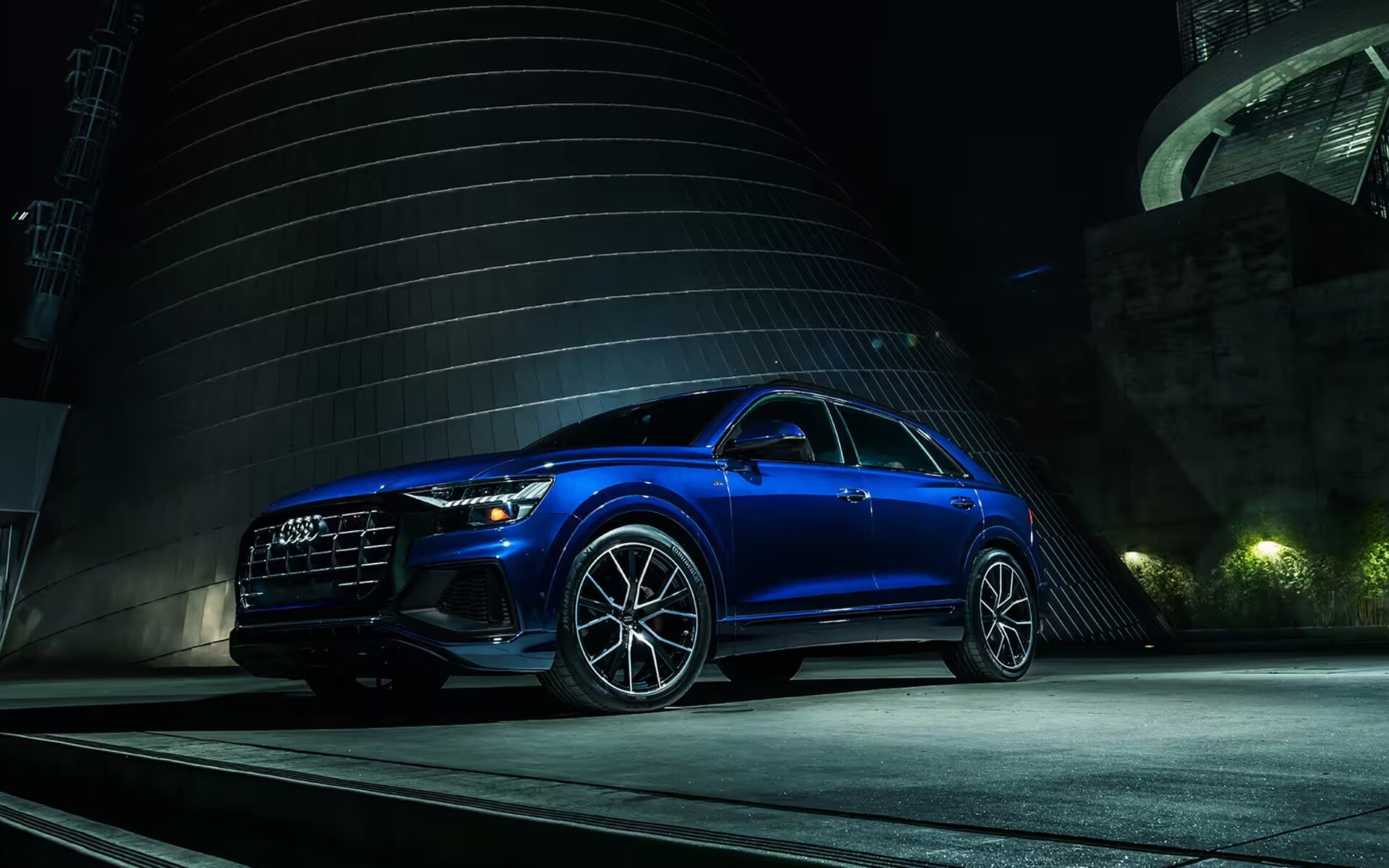 https://pictures.dealer.com/c/capilanoaudi/0286/fc90a8f7825cb7b86a0a22add860b916x.jpg