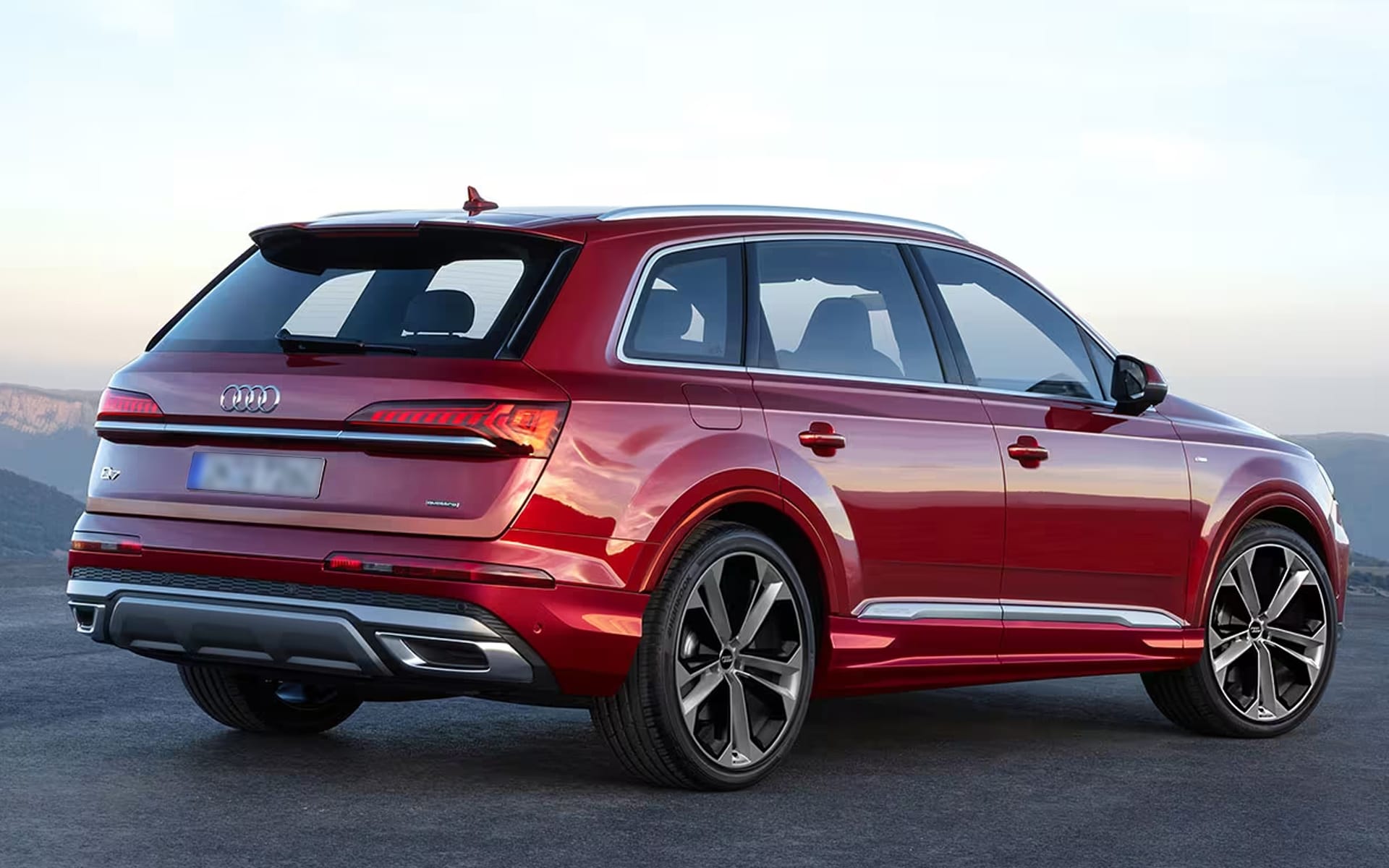 https://pictures.dealer.com/c/capilanoaudi/1263/4c3885b6d76c4c53d77769f7909ee891x.jpg