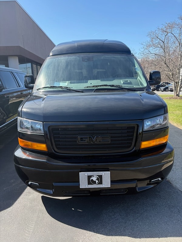 2025 GMC Savana Cargo Work Van - Photo 32
