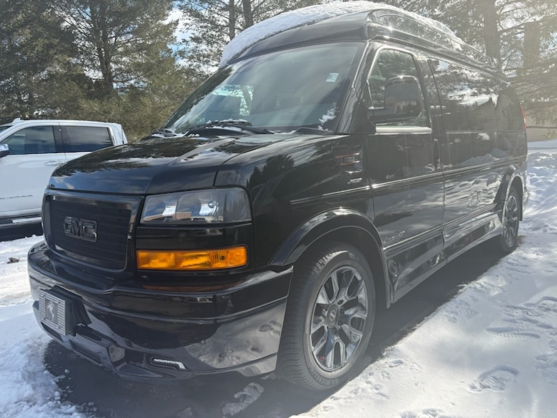 2025 GMC Savana 2500's photo
