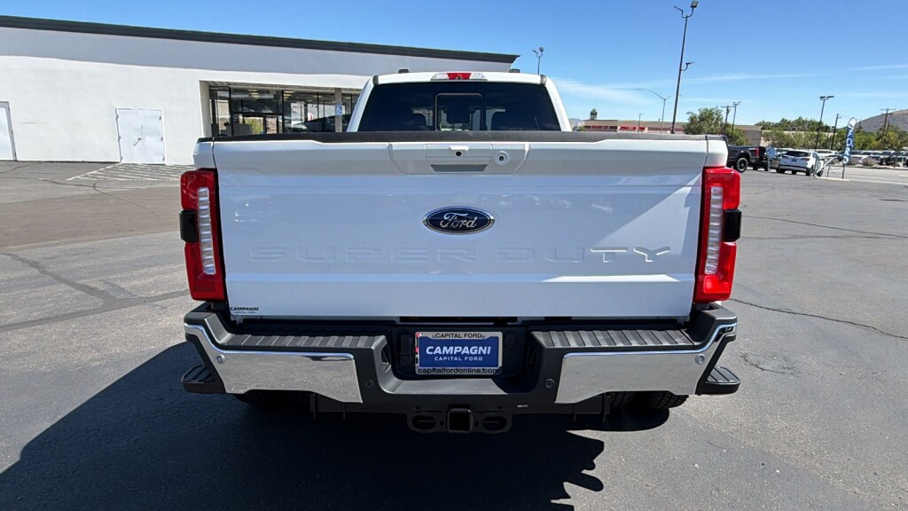 New 2026 Ford Super Duty F-350 Lariat