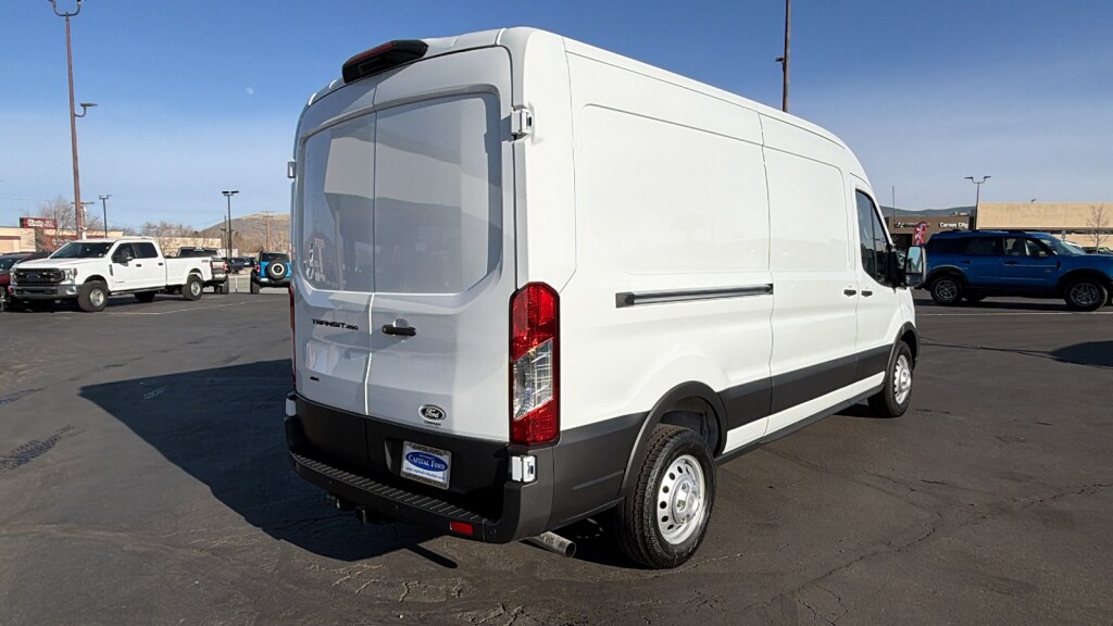 New 2026 Ford Transit VAN T250 AWD MED RF Full-size Cargo Van