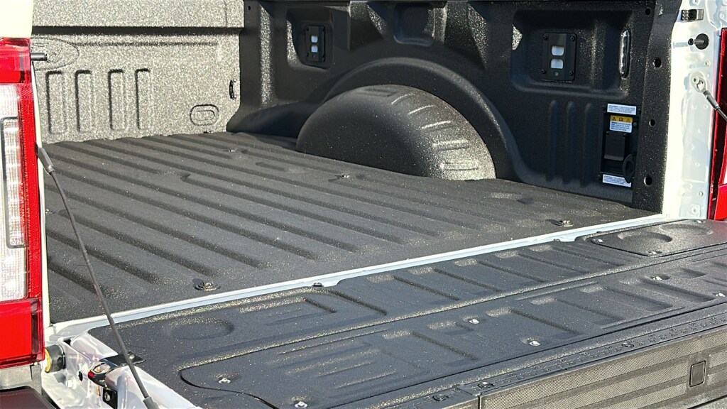 2026 Ford F-250 Super Duty Platinum - Photo 27
