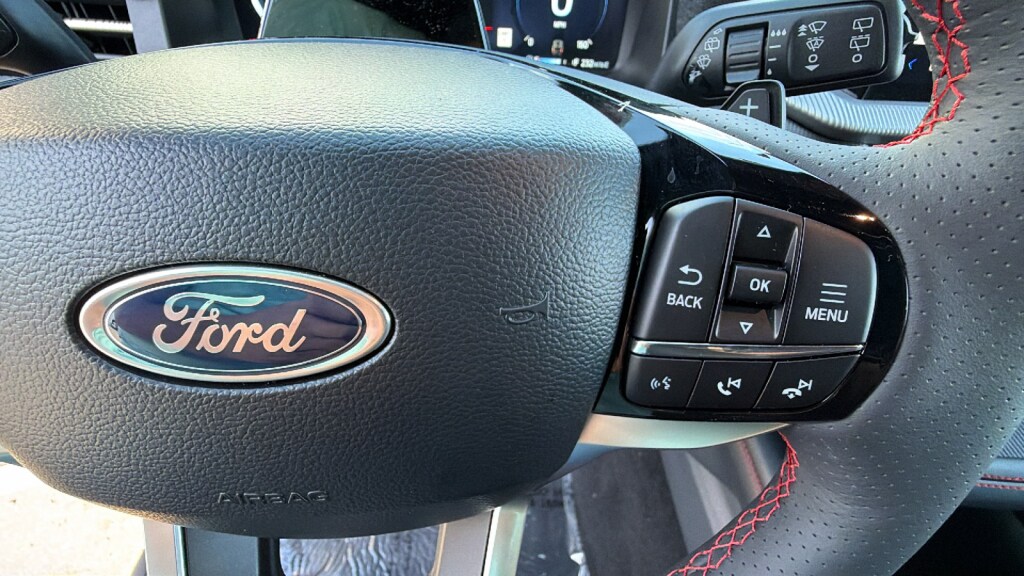 2026 Ford Explorer ST - Photo 20