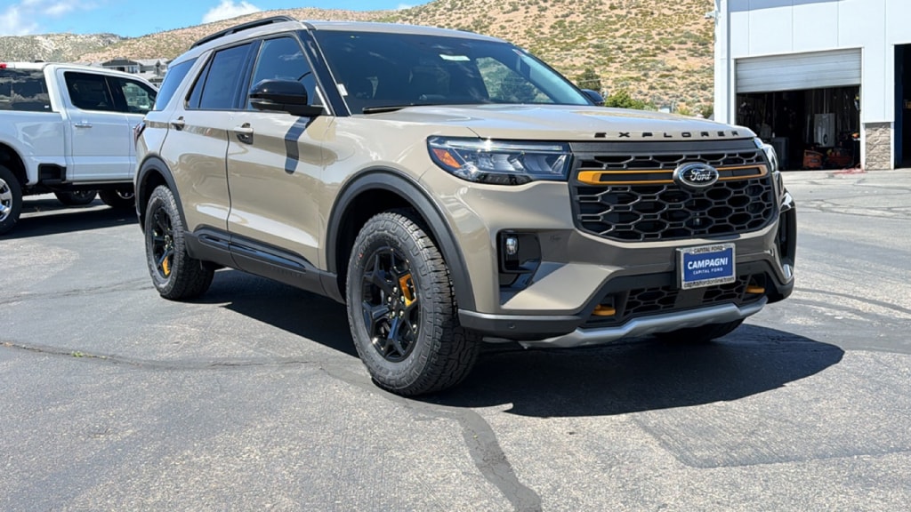 2026 Ford Explorer Tremor 4WD's photo