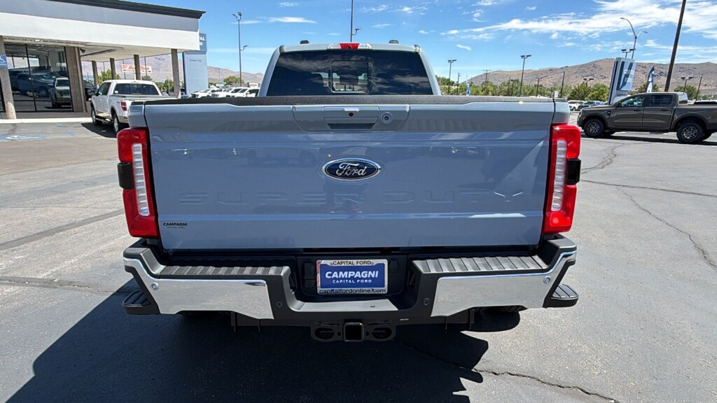 New 2026 Ford Super Duty F-350 Lariat