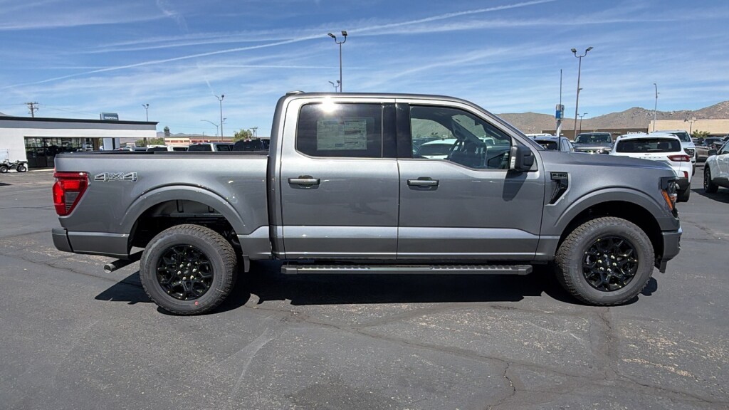 New 2026 Ford F-150 4WD Supercrew XLT