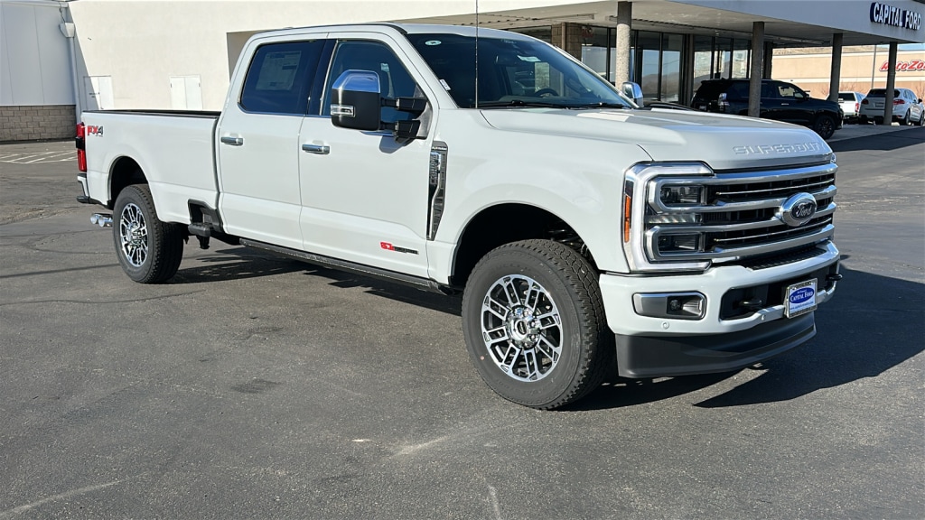 2026 Ford F-350 Super Duty Platinum's photo