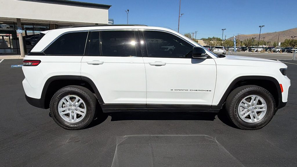 Used 2025 Jeep Grand Cherokee Laredo Sport Utility