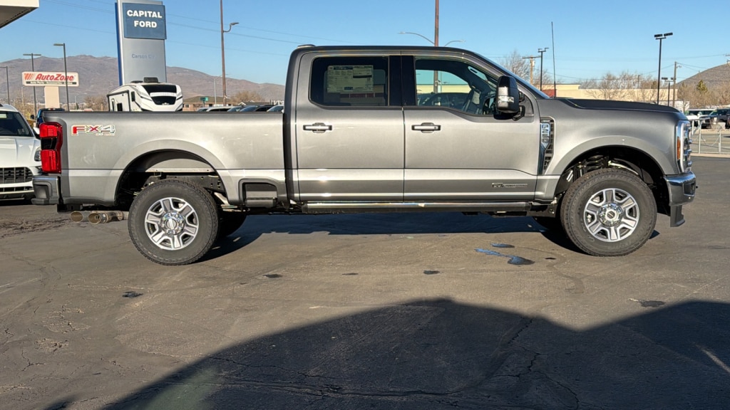 2026 Ford F-250 Super Duty Lariat - Photo 2