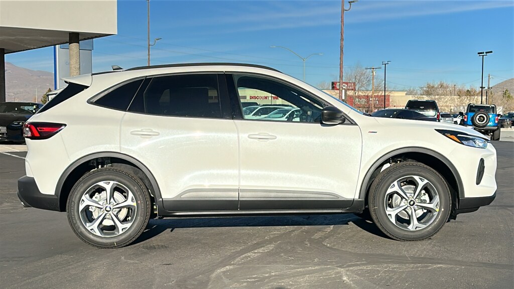 New 2026 Ford Escape ST-Line SUV