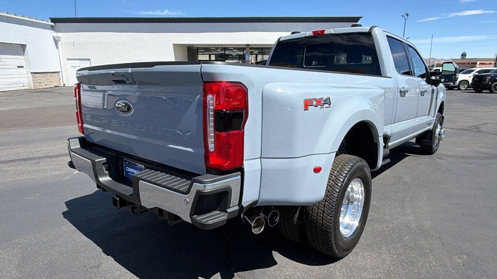 New 2026 Ford Super Duty F-350 Lariat