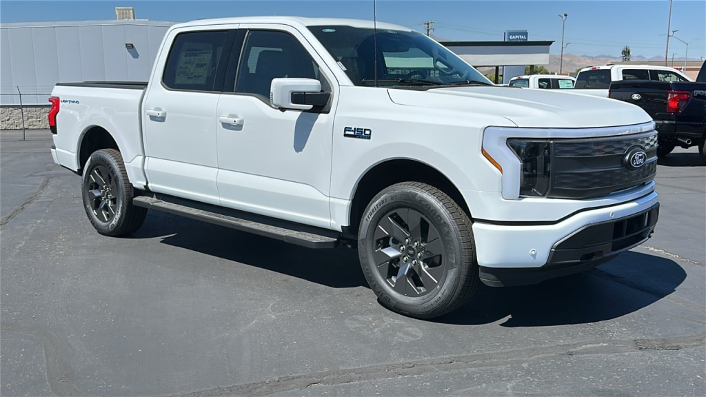 New 2025 Ford F-150 Series Lariat SuperCrew