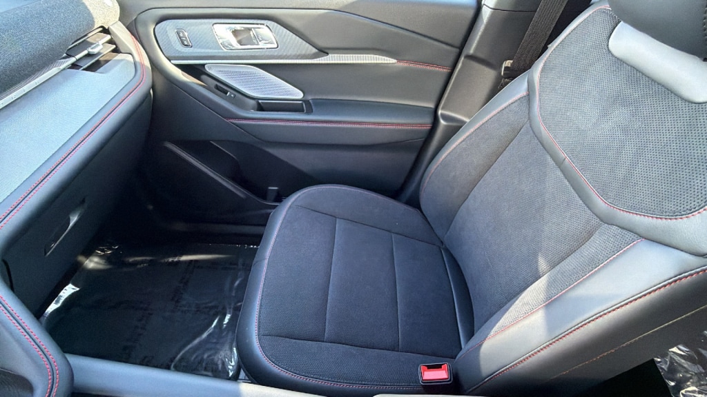 2026 Ford Explorer ST - Photo 12
