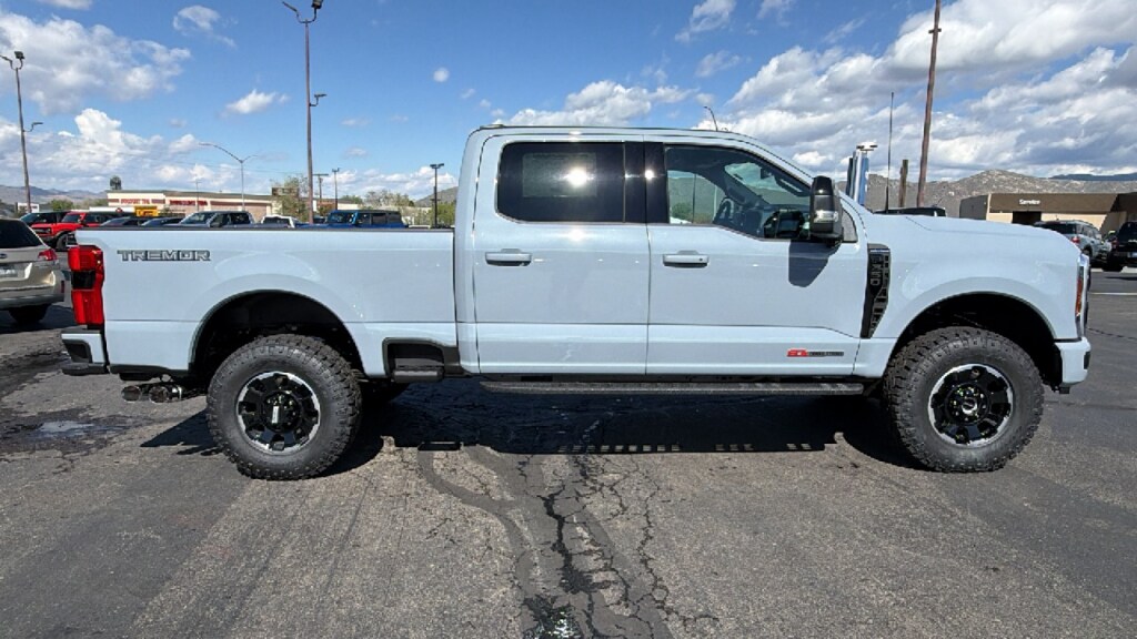 New 2026 Ford Super Duty F-350 4WD Crew