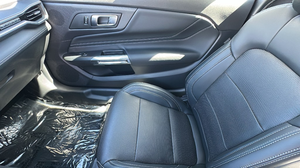 2025 Ford Mustang GT Premium Fastback - Photo 12