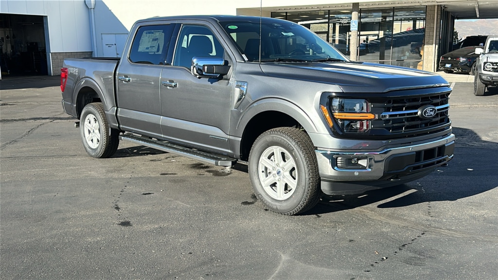 2025 Ford F-150 XLT's photo