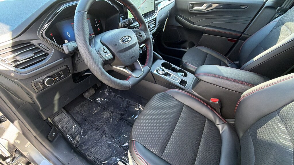 2026 Ford Escape ST-Line - Photo 10