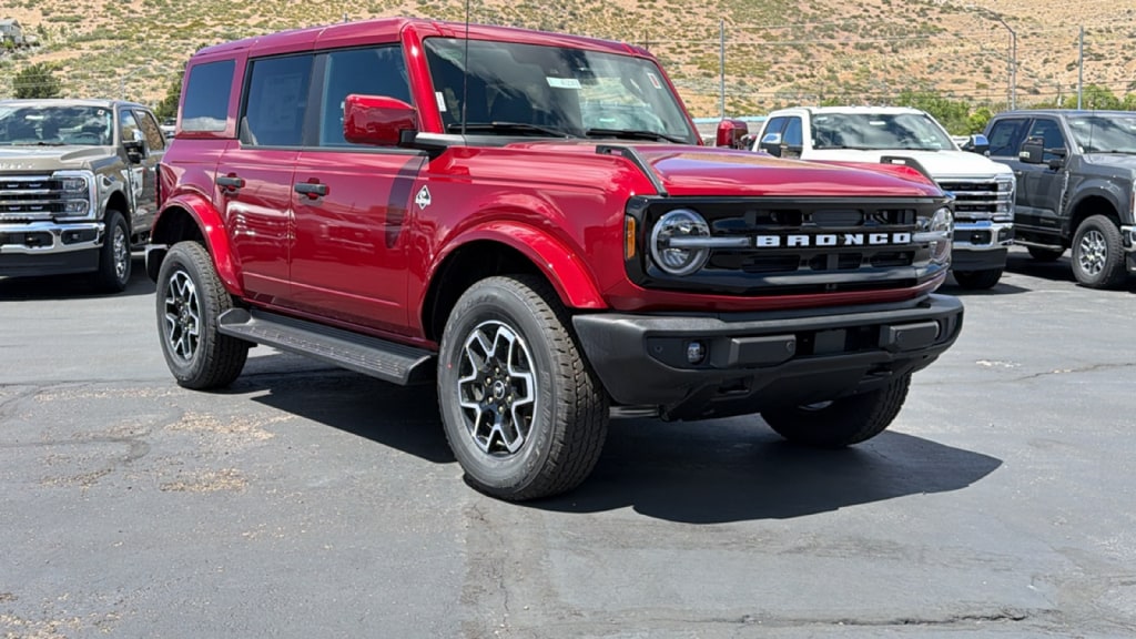 2026 Ford Bronco Outer Banks 4x4's photo