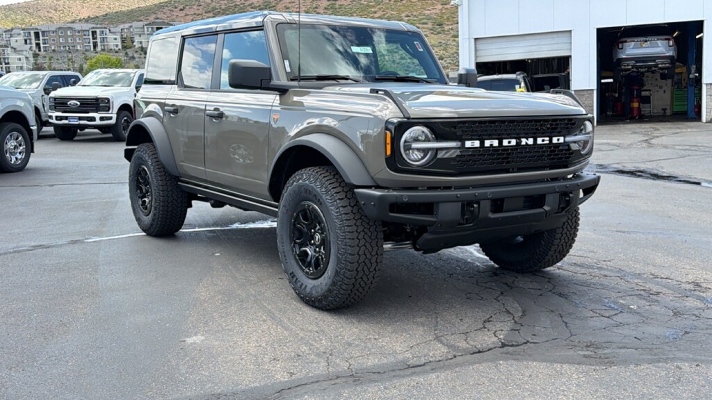 2026 Ford Bronco Badlands 4x4's photo