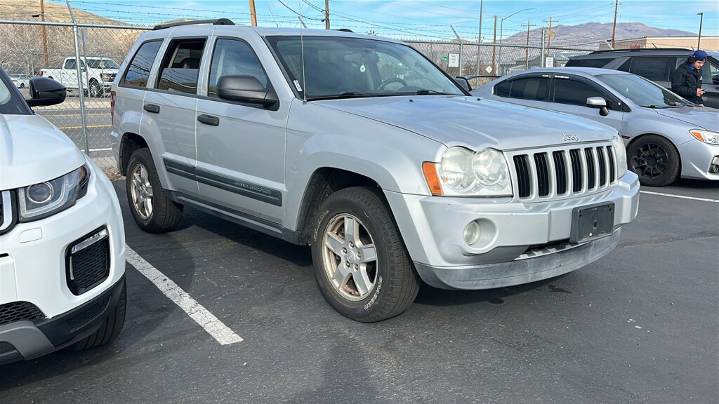 Used 2006 Jeep Grand Cherokee Laredo Sport Utility