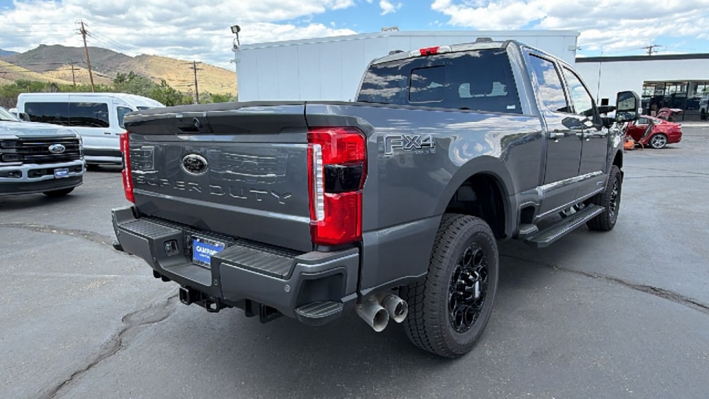 New 2026 Ford Super Duty F-250 4WD Crew Crew Cab Pickup - Standard Bed