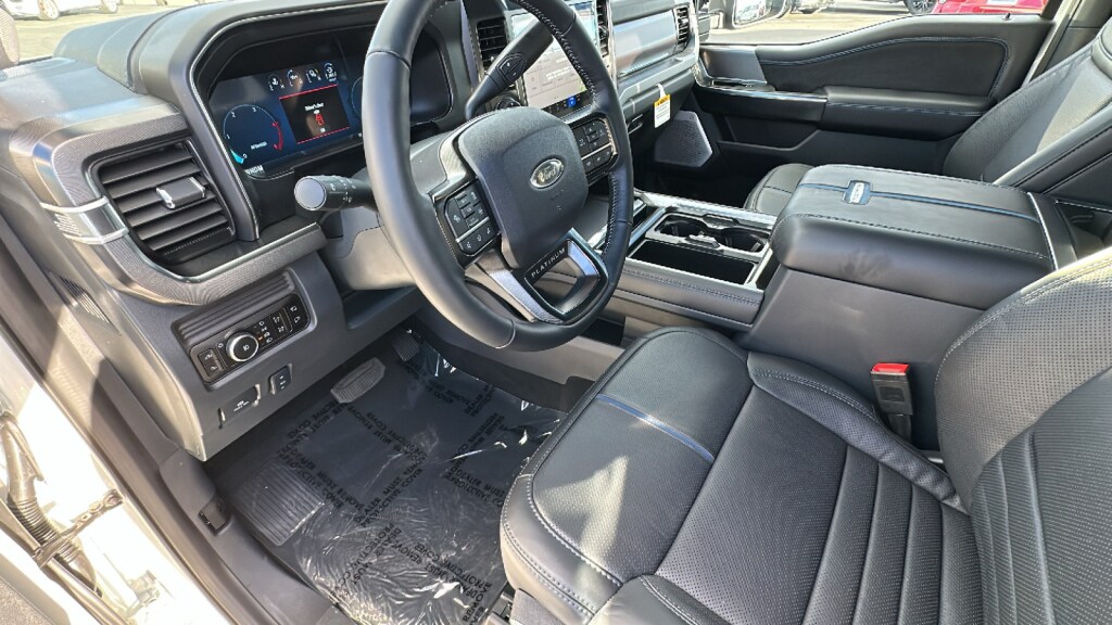 2026 Ford F-250 Super Duty Platinum - Photo 10
