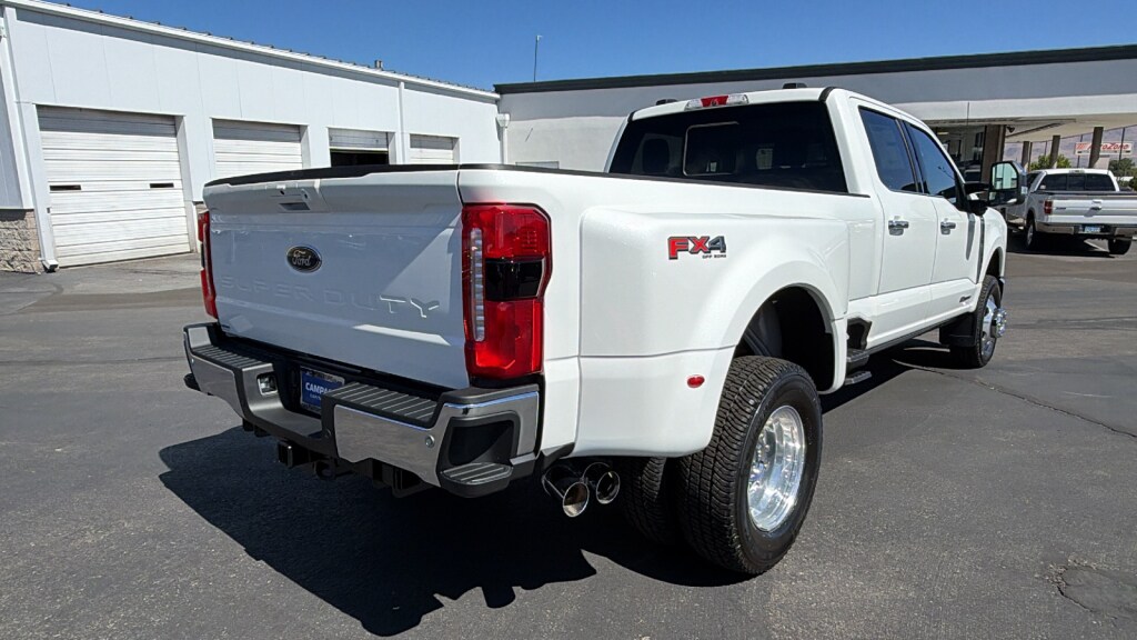 New 2026 Ford Super Duty F-350 Lariat