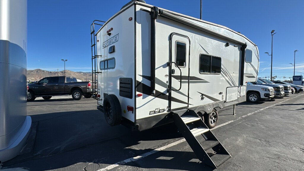 Used 2022 KZ-RV Sportsman 231RK 5TH Wheel