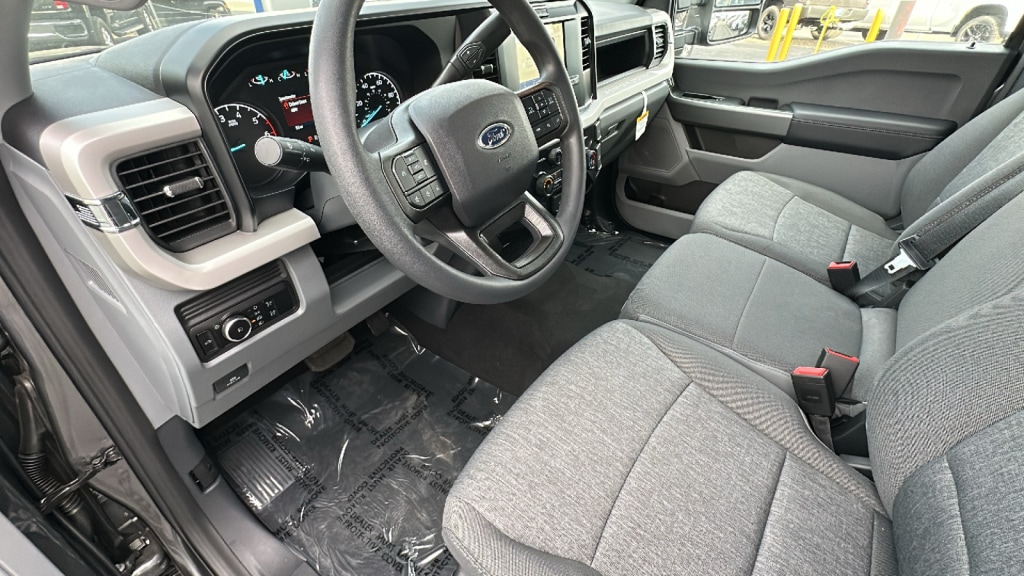 2026 Ford F-250 Super Duty XL - Photo 10