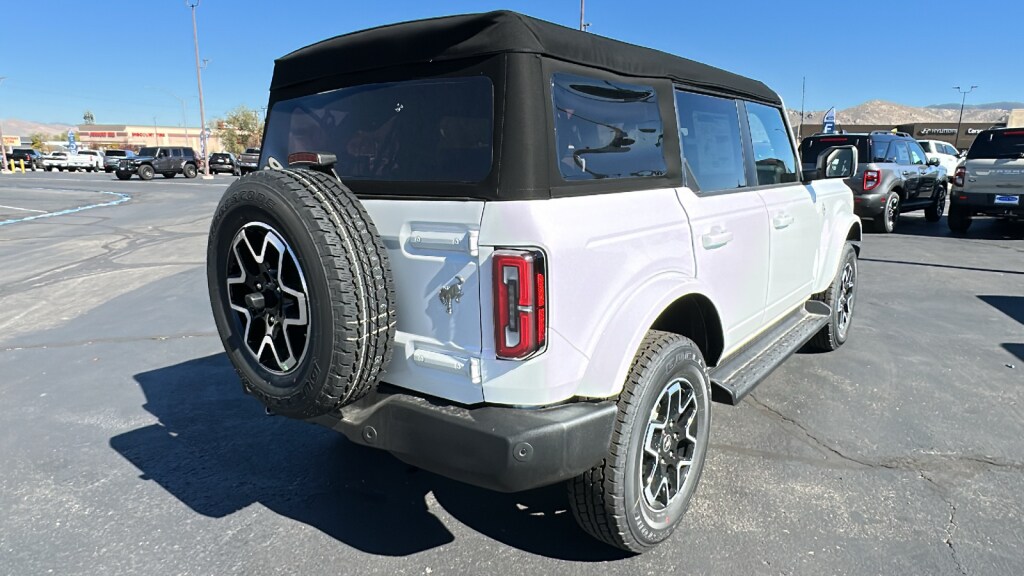 New 2025 Ford Bronco Outer Banks SUV