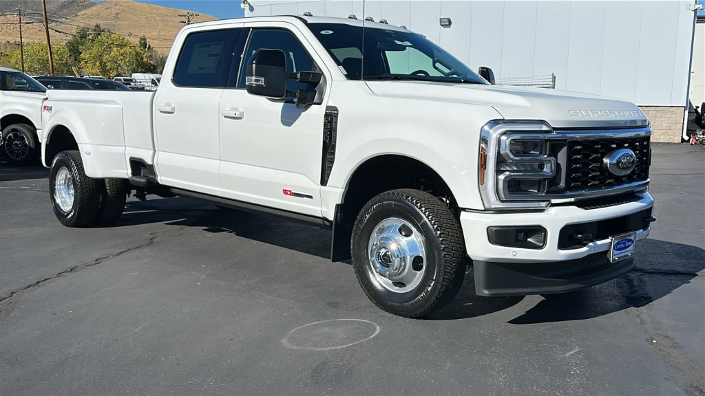New 2026 Ford S-DTY F-350 DRW Platinum Crew Cab