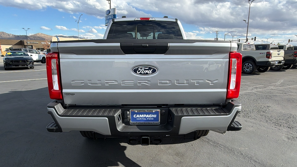 New 2027 Ford Super Duty F-250 4WD Crew Crew Cab