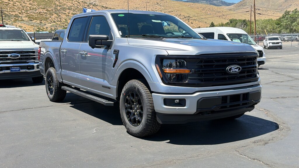 New 2026 Ford F-150 4WD Supercrew XLT