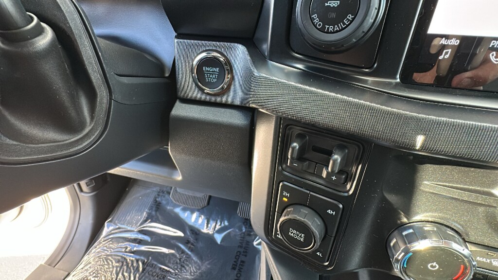 2026 Ford F-250 Super Duty Platinum - Photo 17