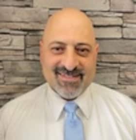 Staff member Mario Abukhader from ID_89bd4baa4598