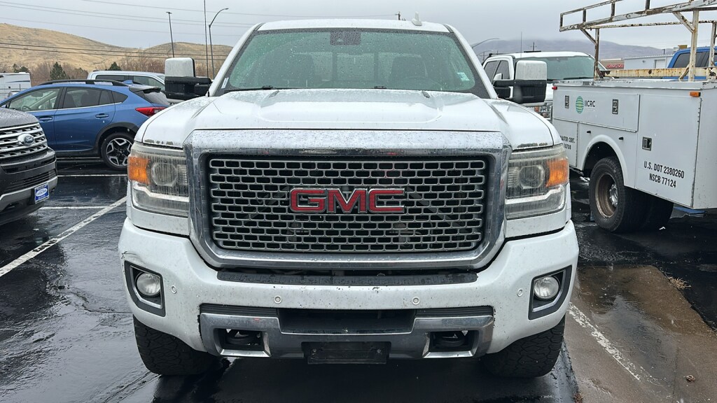 Used 2016 GMC Sierra 2500HD Denali Crew Cab
