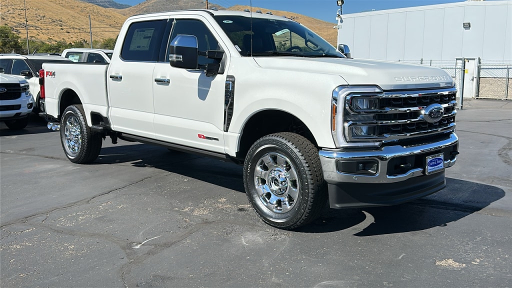 2026 Ford F-350 Super Duty King Ranch's photo
