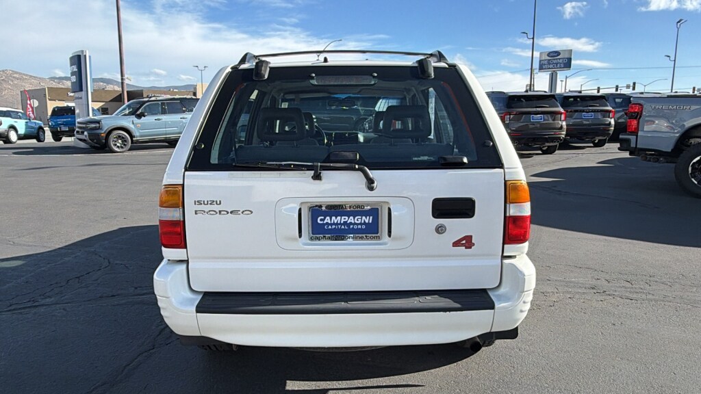 Used 1998 Isuzu Rodeo 4DR S 3.2L Manual 4WD Sport Utility