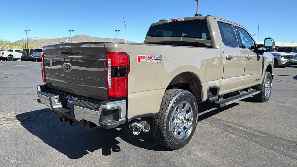 New 2026 Ford Super Duty F-250 4WD Crew Crew Cab Pickup - Standard Bed
