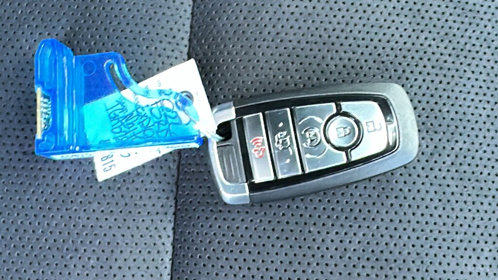 2026 Ford Explorer ST - Photo 29