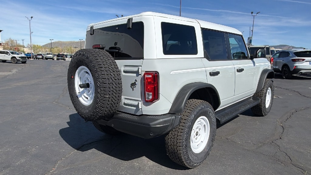 New 2026 Ford Bronco 4DR 4WD Hertge Advan Sport Utility