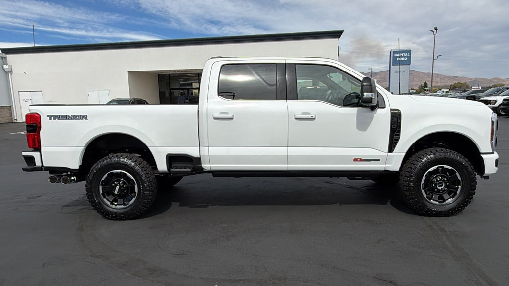 New 2027 Ford Super Duty F-350 Platinum 4WD Crew CAB 6.75 BOX Crew Cab