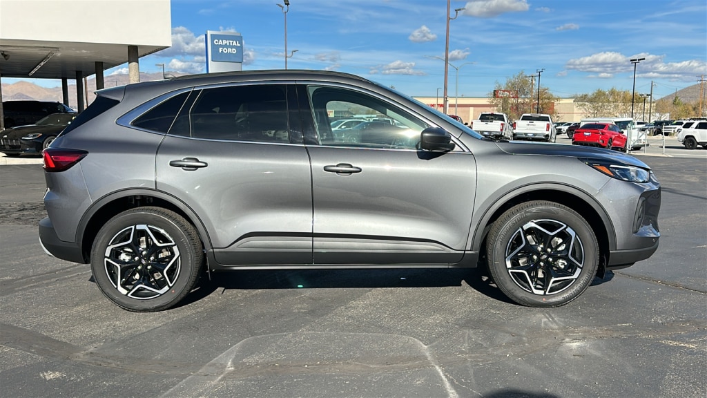 New 2026 Ford Escape Platinum SUV