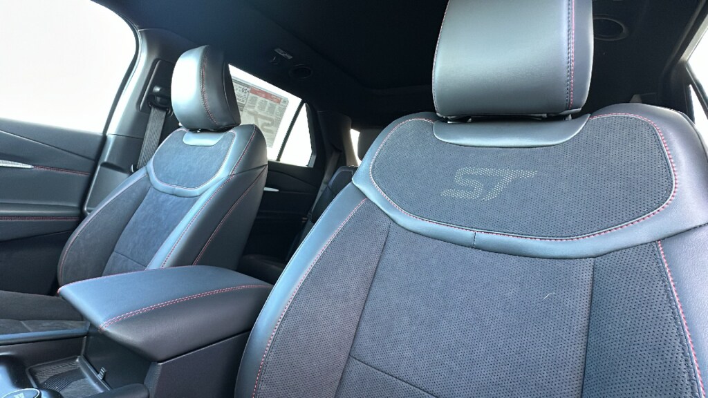 2026 Ford Explorer ST - Photo 11